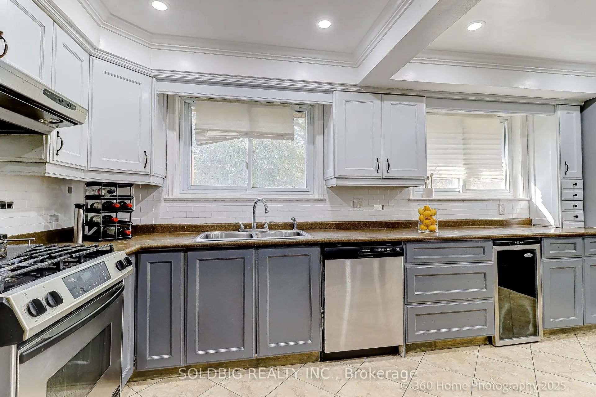 Photo 10 of 8 Haslemere Avenue, Brampton, Brampton East — HOMEH