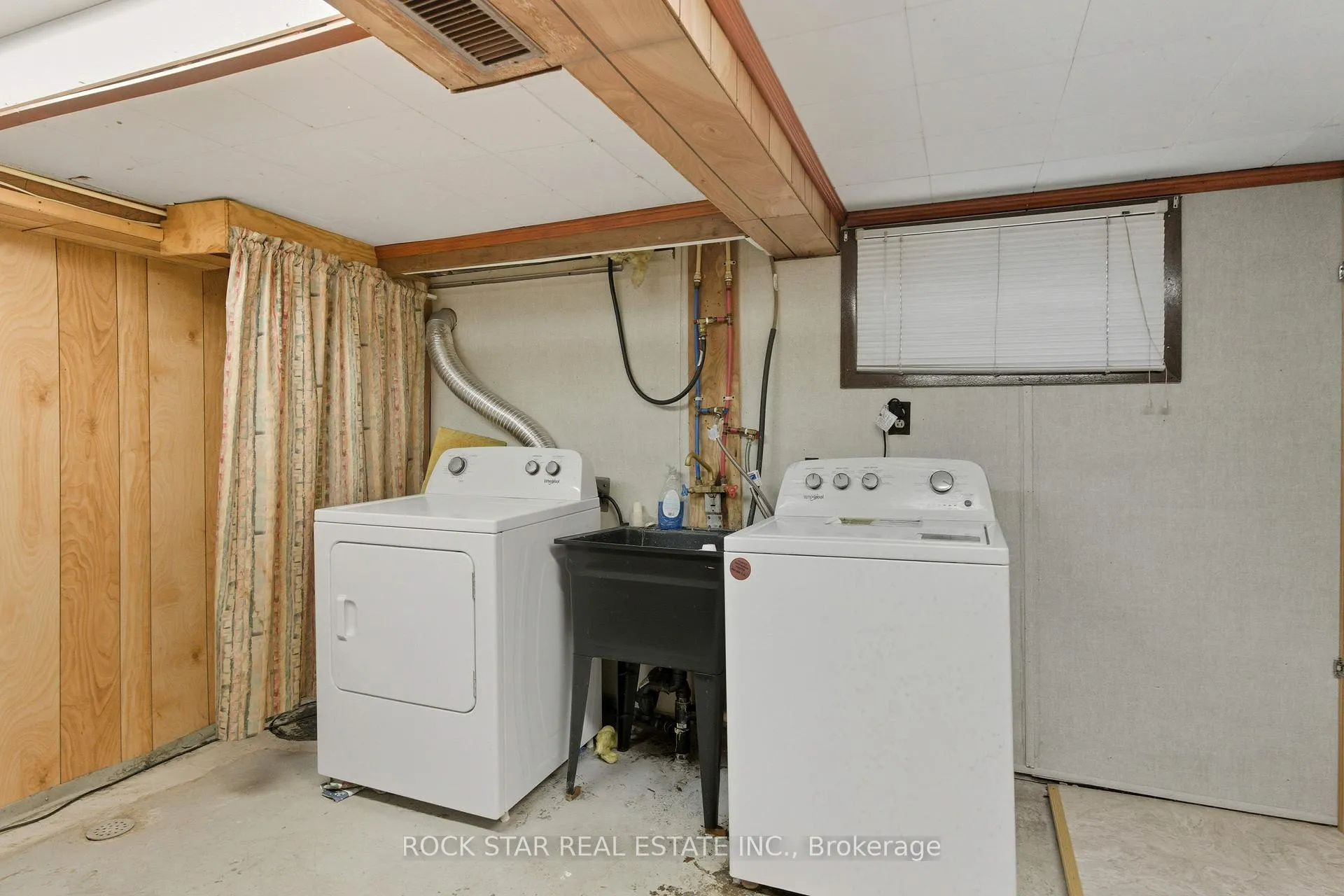 Photo 26 of 116 Robins Avenue, Hamilton, Crown Point — HOMEH