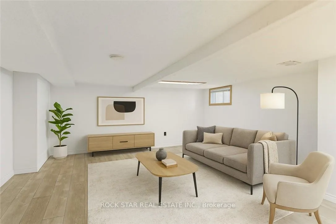 Photo 28 of 116 Robins Avenue, Hamilton, Crown Point — HOMEH