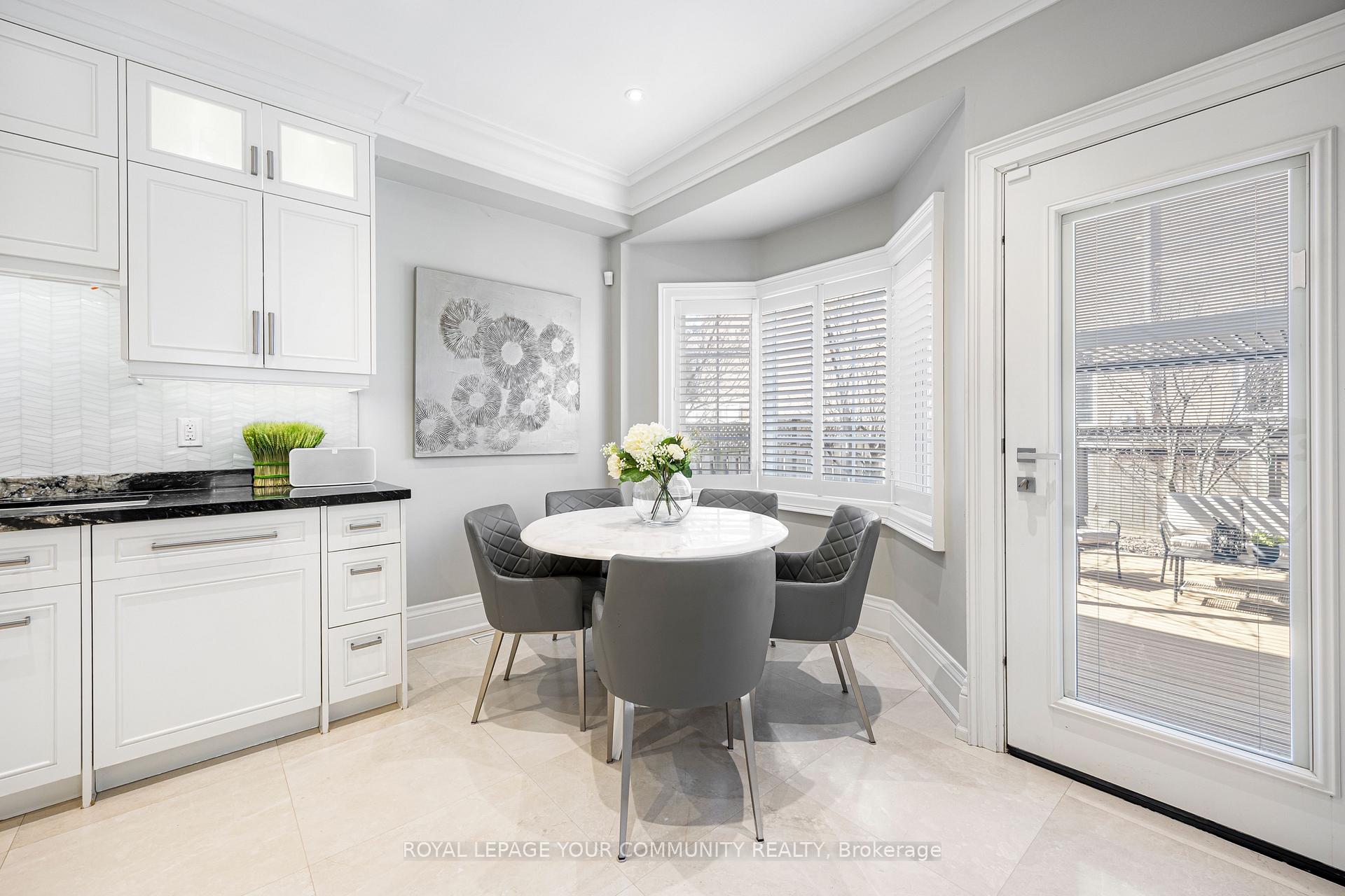 Photo 12 of 86 Knightshade Drive, Vaughan, Patterson — HOMEH