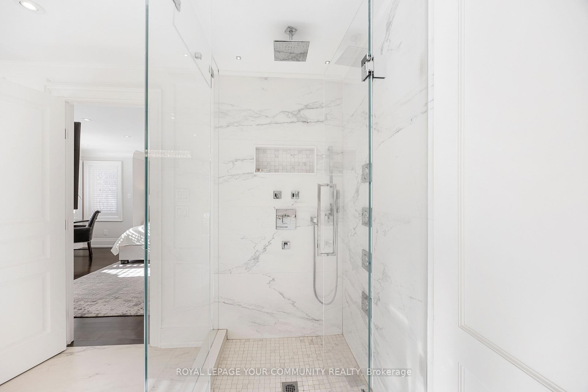 Photo 28 of 86 Knightshade Drive, Vaughan, Patterson — HOMEH