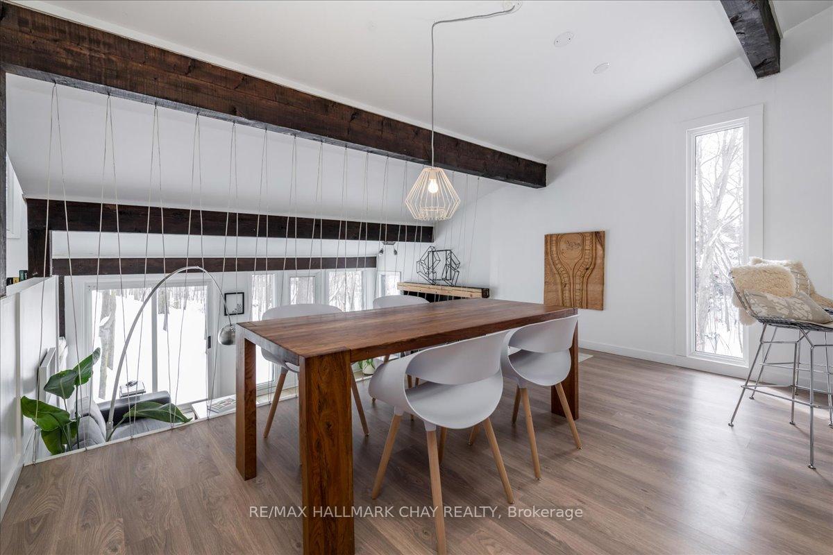 Photo 8 of 28 Albert Street, Barrie, Codrington — HOMEH