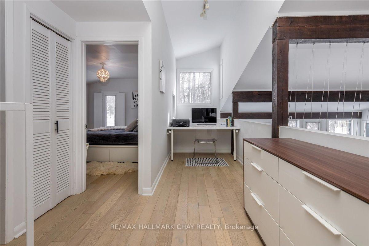 Photo 10 of 28 Albert Street, Barrie, Codrington — HOMEH