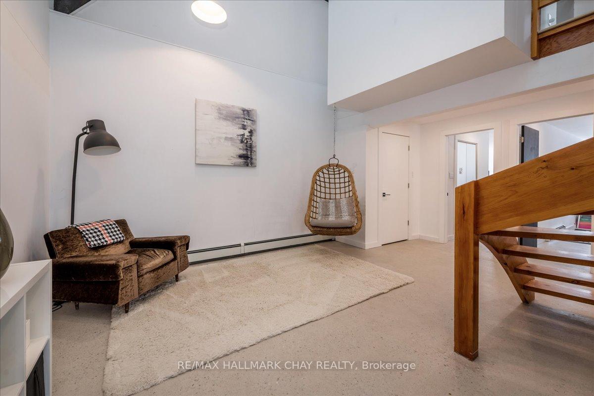 Photo 13 of 28 Albert Street, Barrie, Codrington — HOMEH