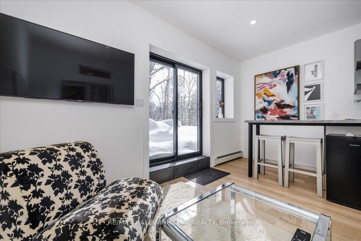 Photo 22 of 28 Albert Street, Barrie, Codrington — HOMEH