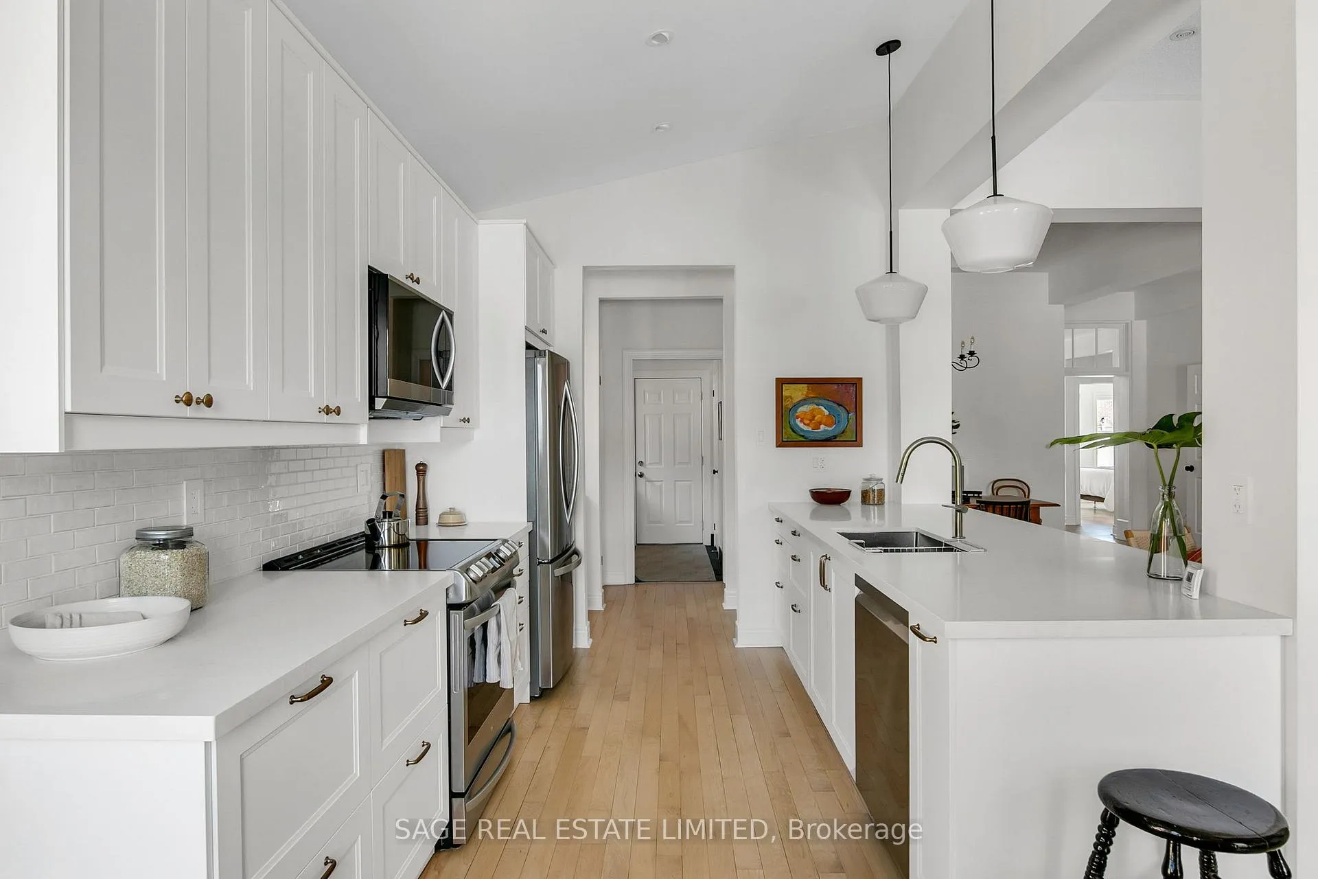 Photo 13 of 19 Long Stan, Whitchurch-Stouffville, Ballantrae — HOMEH