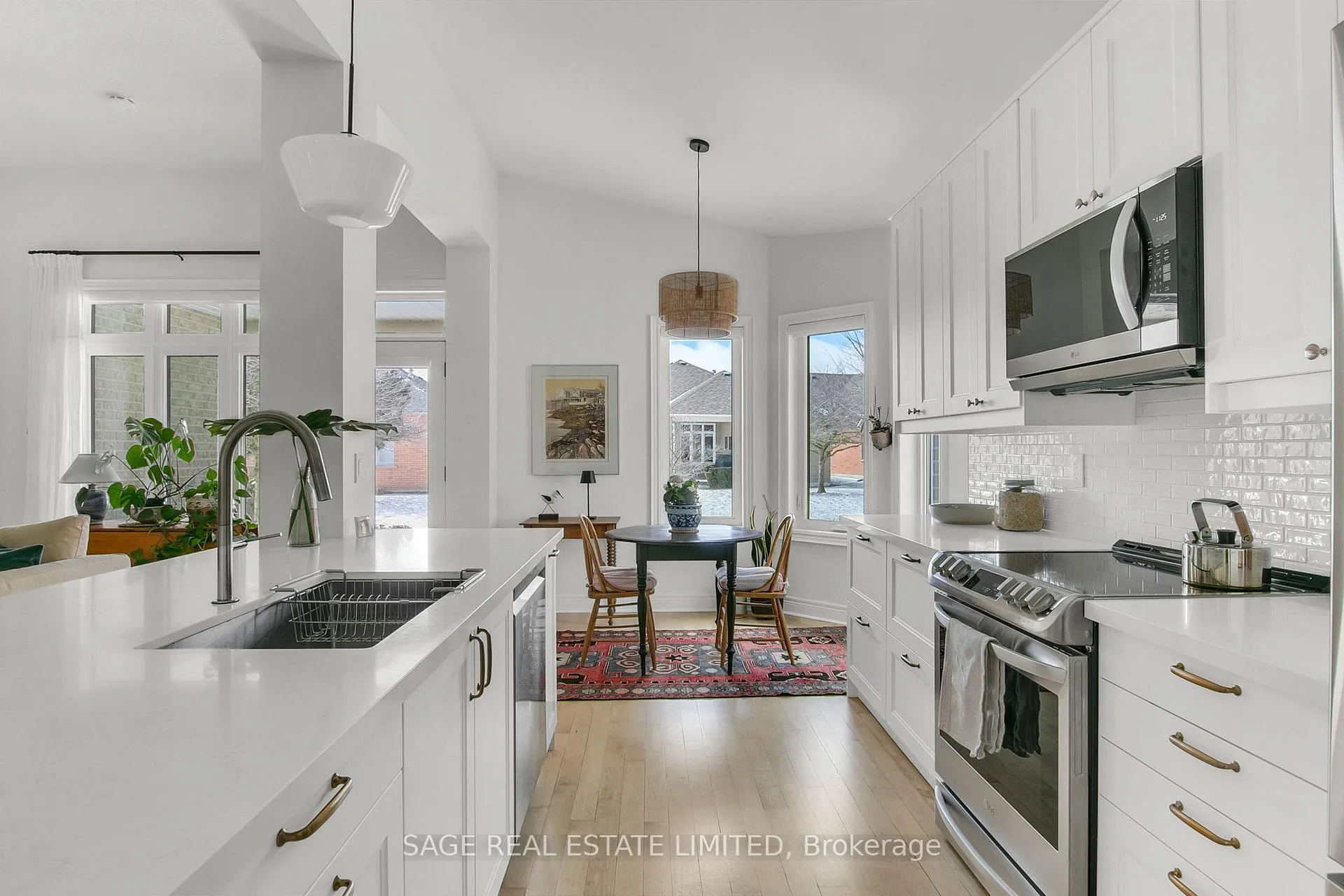Photo 14 of 19 Long Stan, Whitchurch-Stouffville, Ballantrae — HOMEH