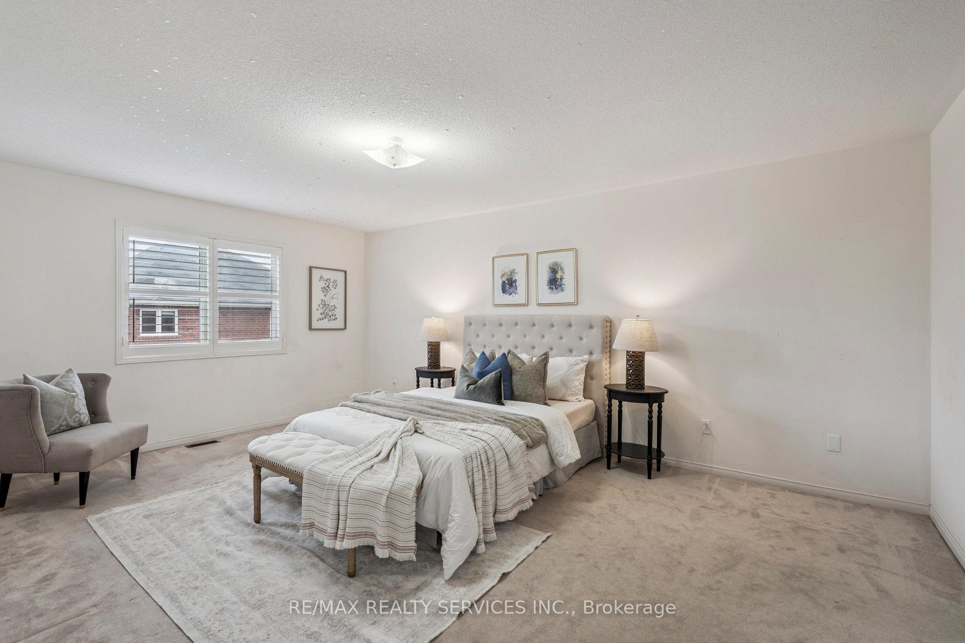 Photo 21 of 237 Valleyway Drive, Brampton, Credit Valley — HOMEH