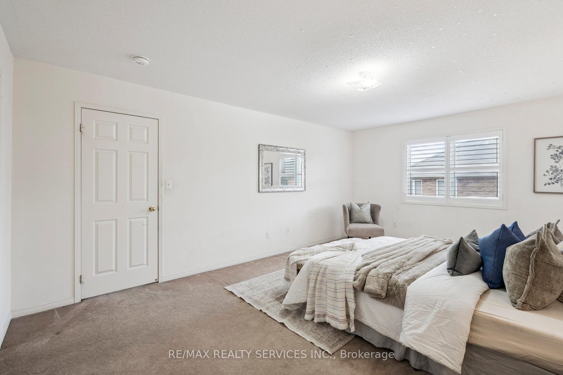 Photo 22 of 237 Valleyway Drive, Brampton, Credit Valley — HOMEH