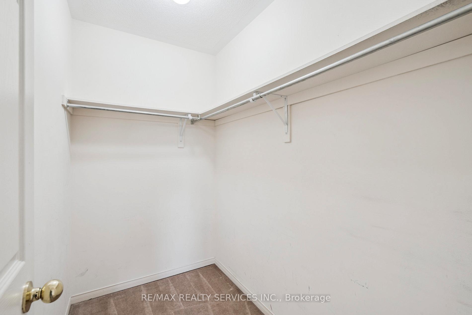 Photo 24 of 237 Valleyway Drive, Brampton, Credit Valley — HOMEH