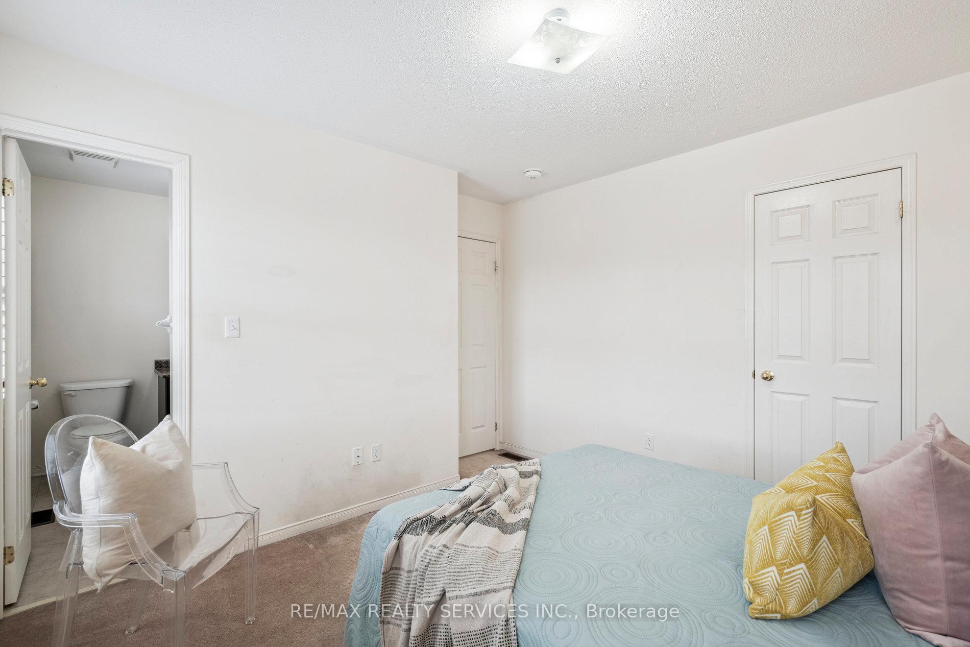 Photo 33 of 237 Valleyway Drive, Brampton, Credit Valley — HOMEH