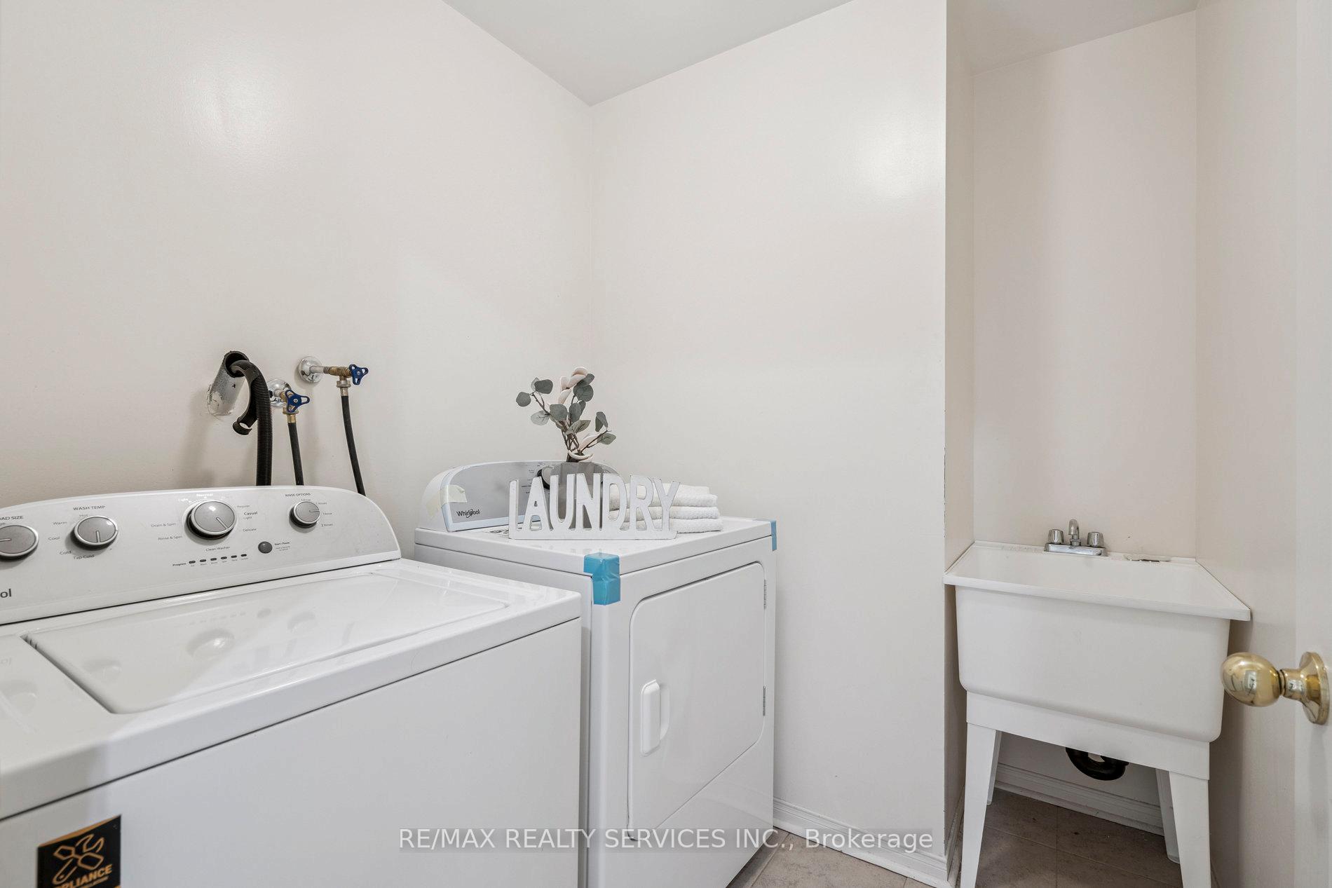 Photo 35 of 237 Valleyway Drive, Brampton, Credit Valley — HOMEH