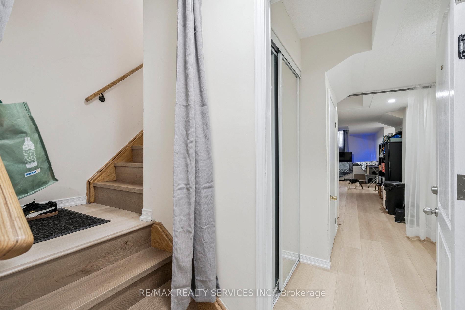 Photo 37 of 237 Valleyway Drive, Brampton, Credit Valley — HOMEH