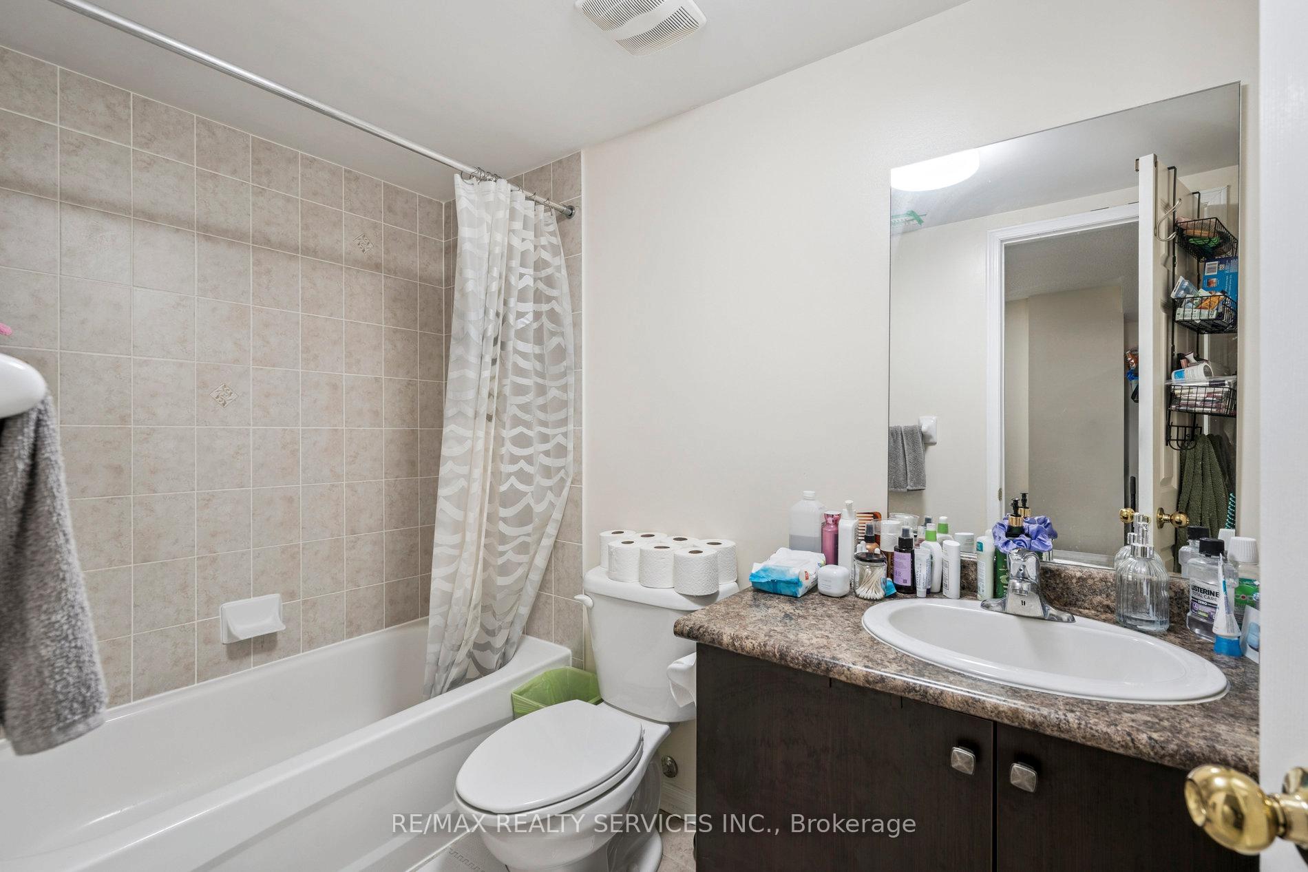 Photo 45 of 237 Valleyway Drive, Brampton, Credit Valley — HOMEH