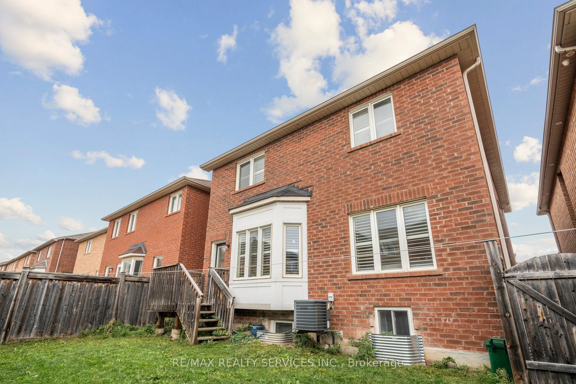 Photo 50 of 237 Valleyway Drive, Brampton, Credit Valley — HOMEH