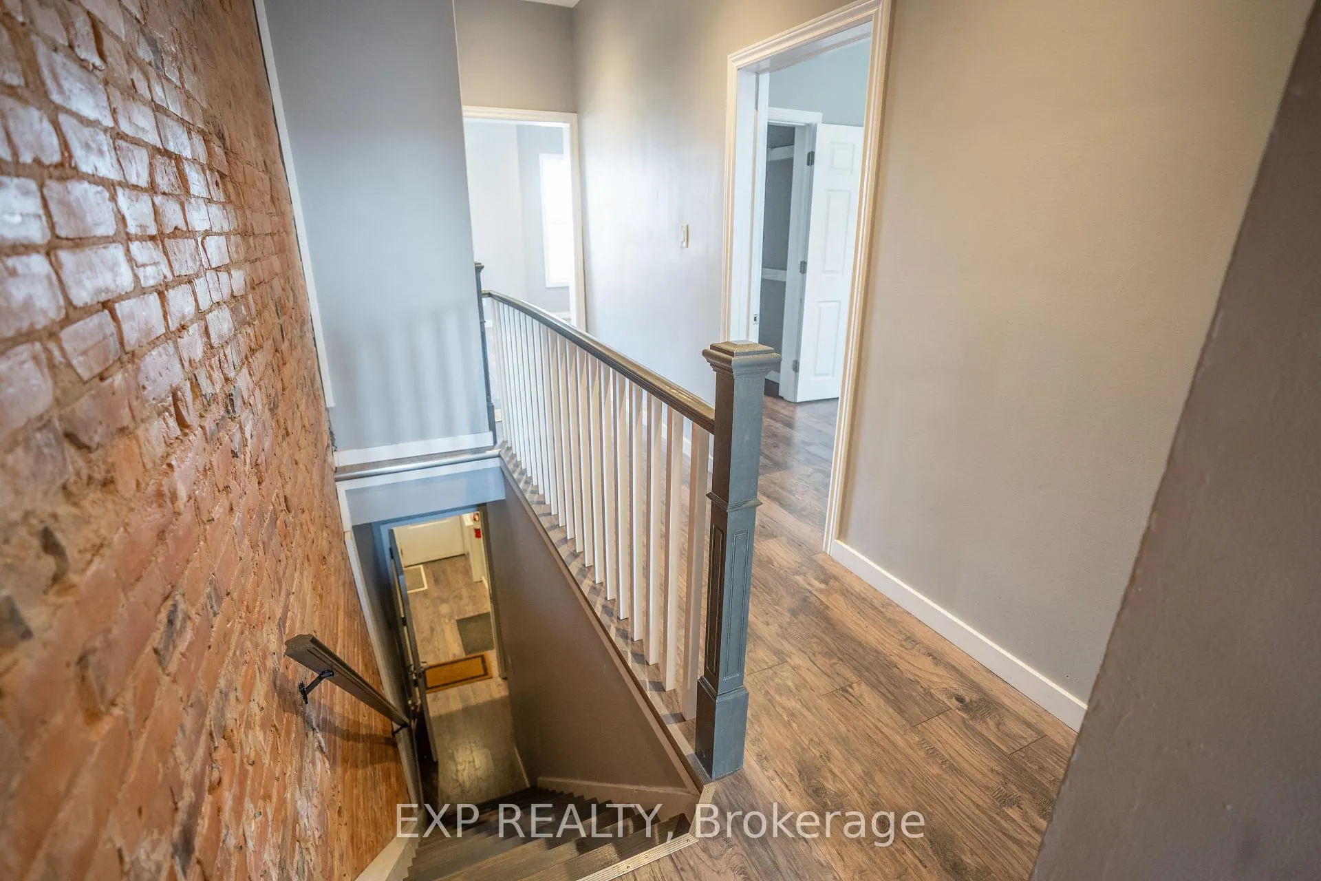 Photo 17 of 163 Emerald Street N, Hamilton, Landsdale — HOMEH