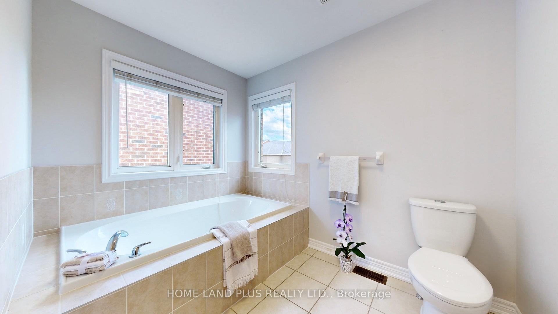Photo 30 of 232 Shale Crescent, Vaughan, Patterson — HOMEH