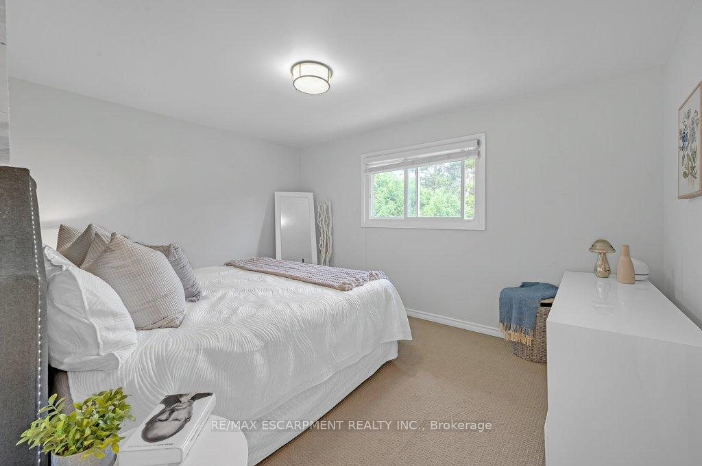 Photo 15 of 4499 Rogers Road, Burlington, Shoreacres — HOMEH