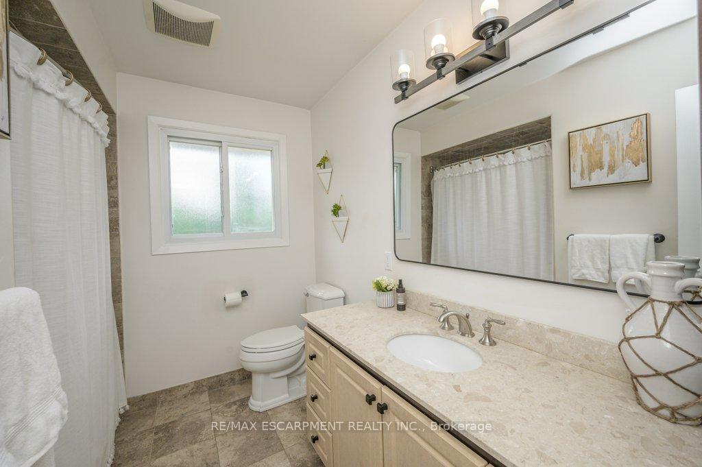 Photo 20 of 4499 Rogers Road, Burlington, Shoreacres — HOMEH