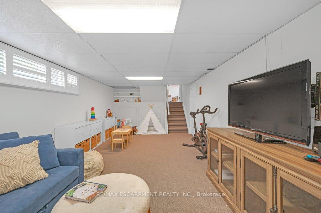 Photo 22 of 4499 Rogers Road, Burlington, Shoreacres — HOMEH