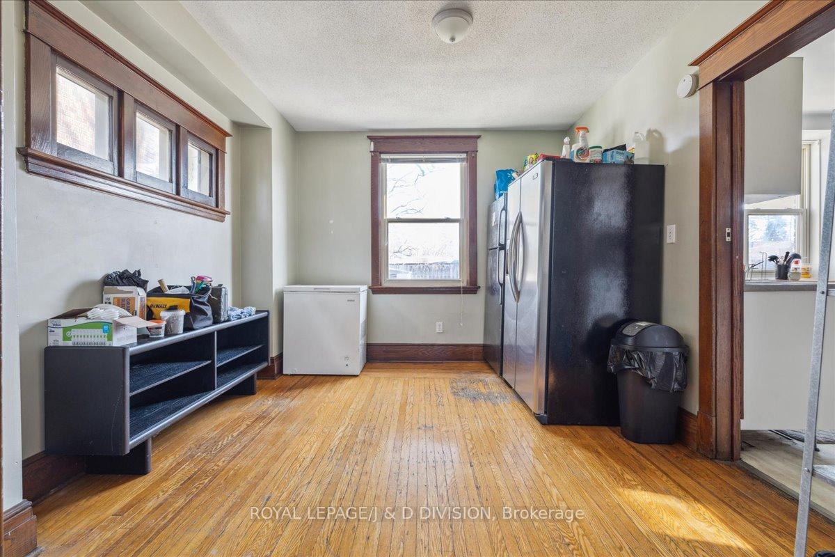 Photo 9 of Unit Ave S, 59 Paisley Avenue S, Hamilton, Westdale — HOMEH