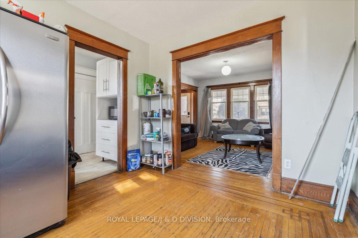 Photo 10 of Unit Ave S, 59 Paisley Avenue S, Hamilton, Westdale — HOMEH