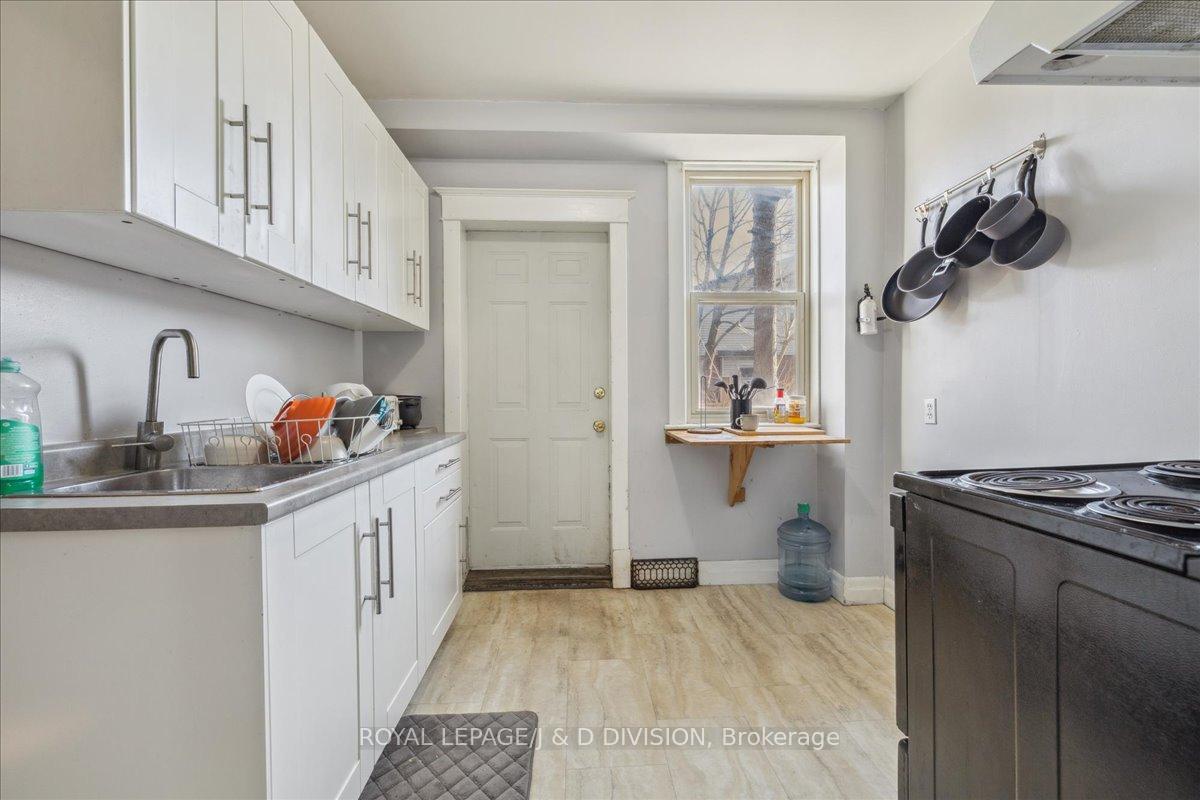 Photo 11 of Unit Ave S, 59 Paisley Avenue S, Hamilton, Westdale — HOMEH