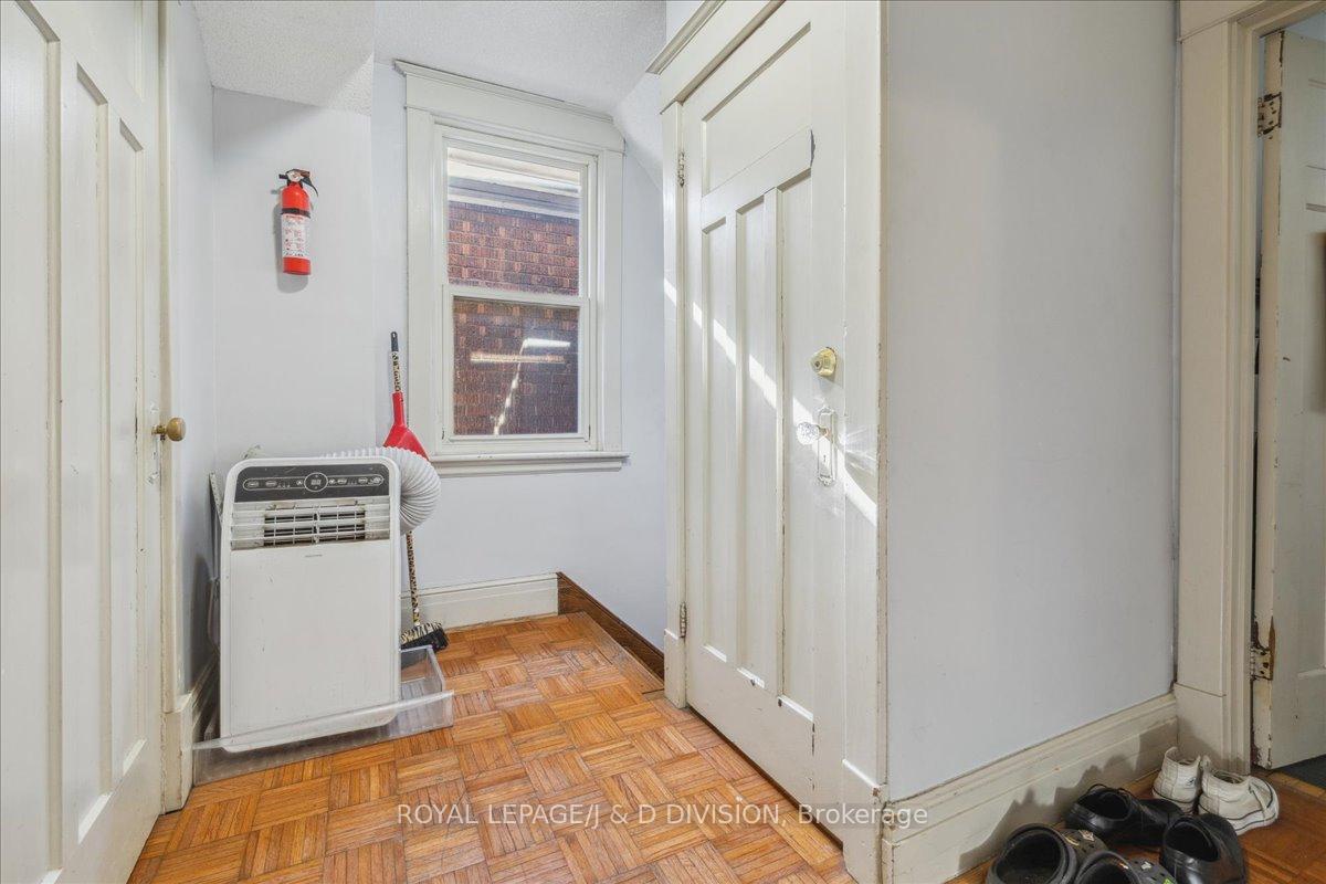 Photo 14 of Unit Ave S, 59 Paisley Avenue S, Hamilton, Westdale — HOMEH