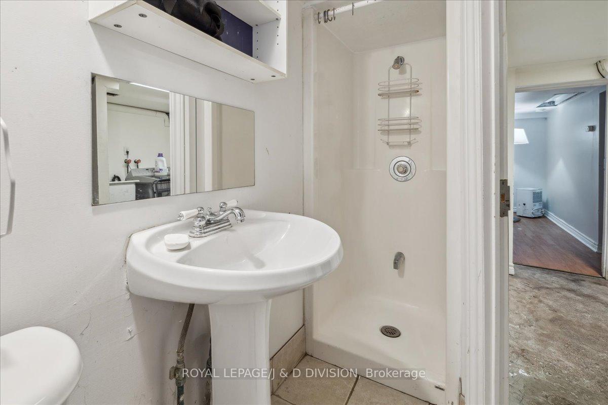 Photo 35 of Unit Ave S, 59 Paisley Avenue S, Hamilton, Westdale — HOMEH