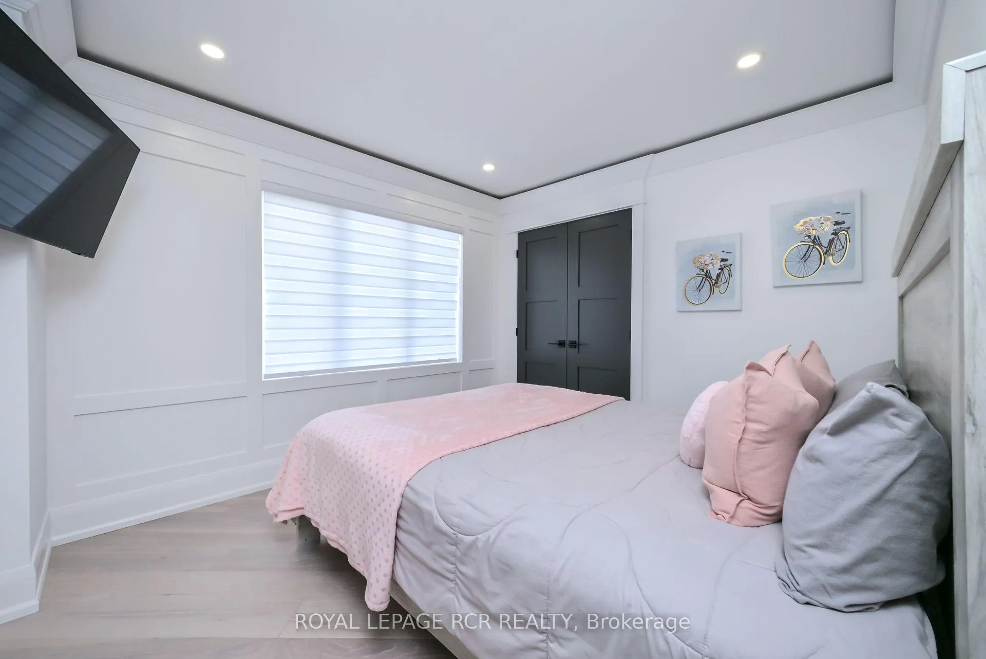 Photo 29 of 26 Christie Drive, Brampton, Snelgrove — HOMEH