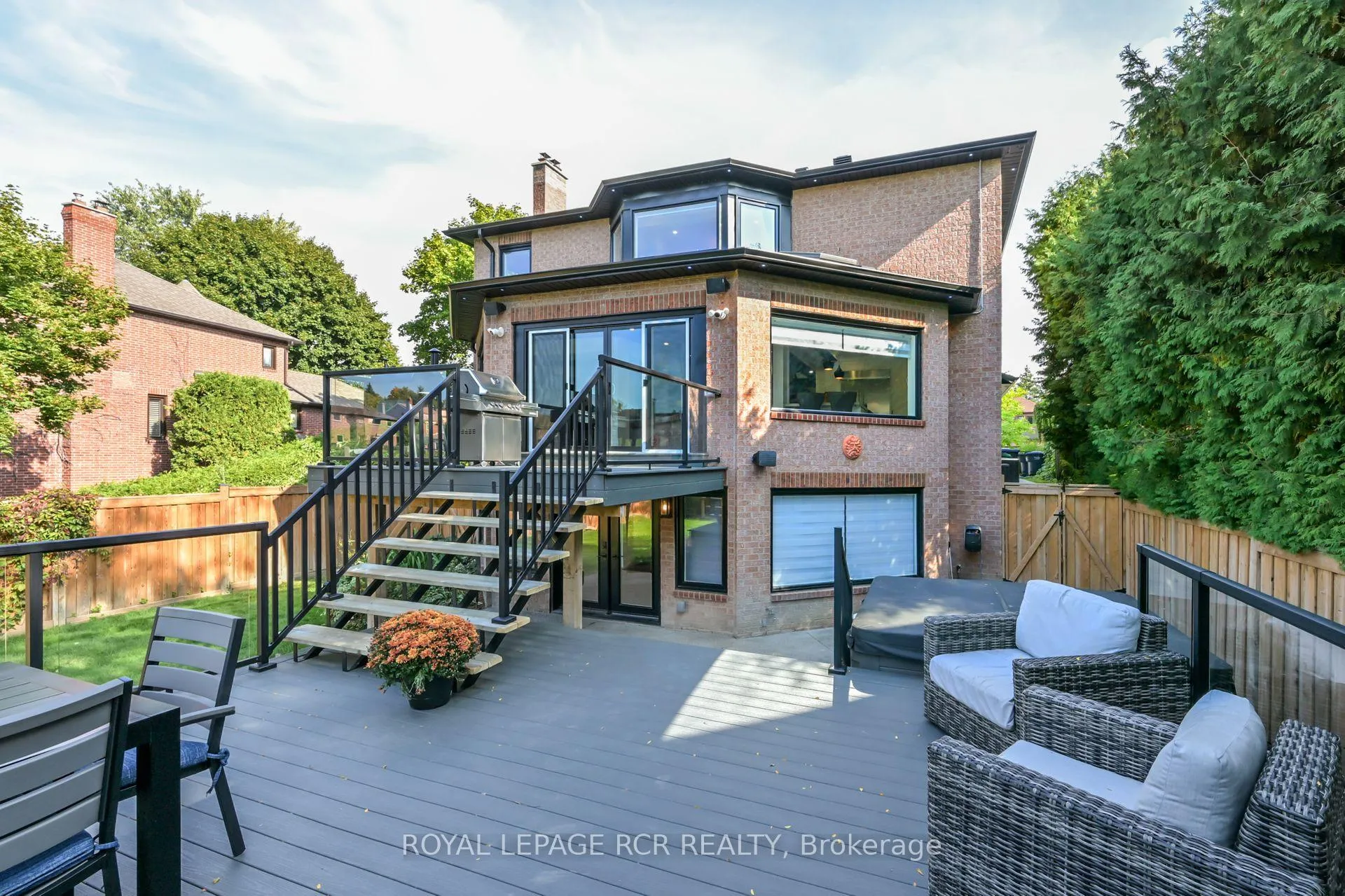 Photo 37 of 26 Christie Drive, Brampton, Snelgrove — HOMEH