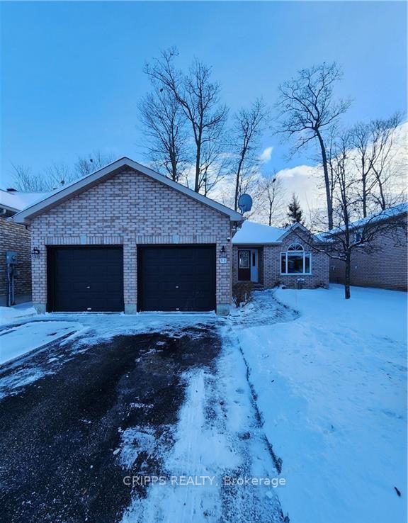 Photo 2 of 53 Monique Crescent, Barrie, East Bayfield — HOMEH