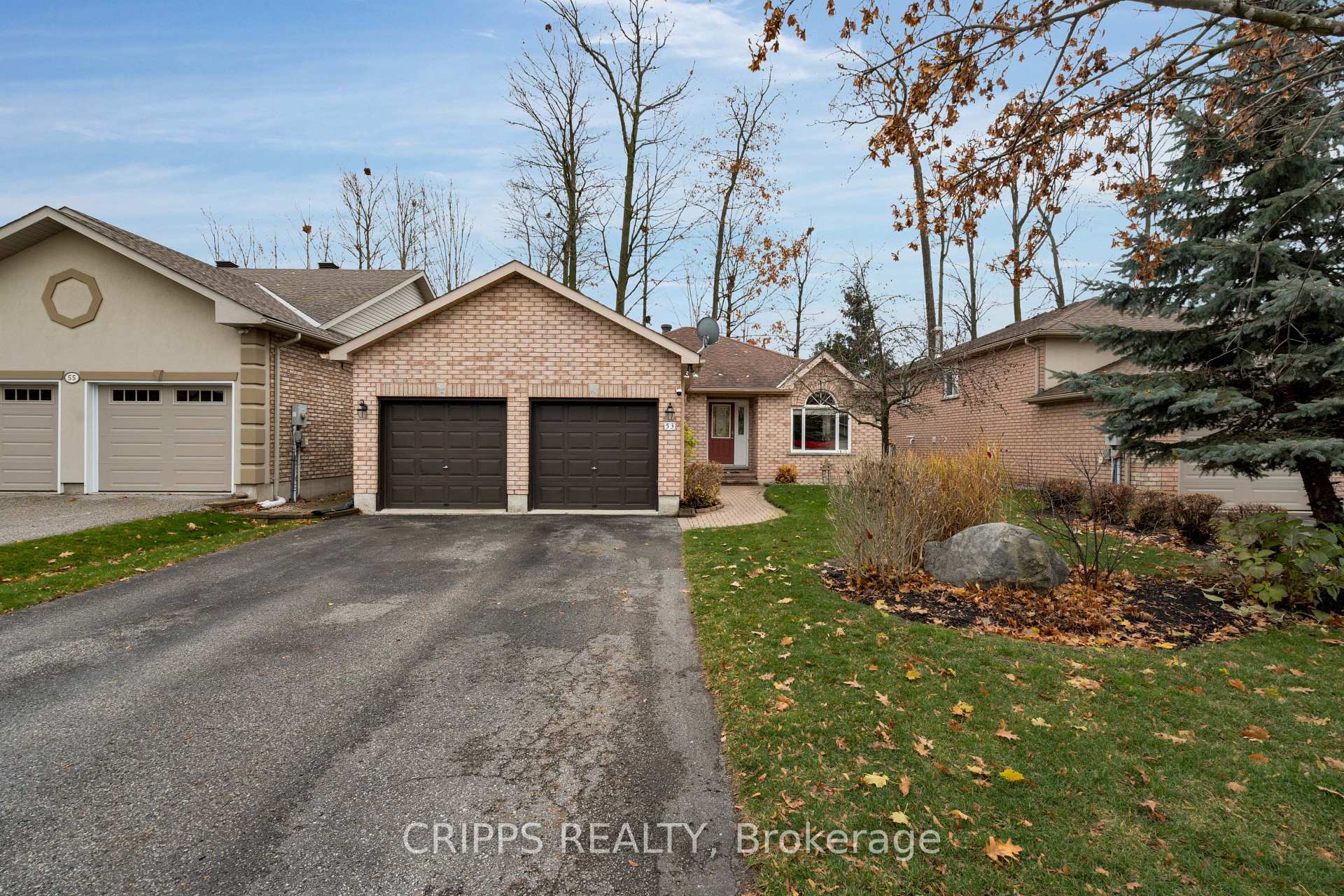 Photo 5 of 53 Monique Crescent, Barrie, East Bayfield — HOMEH