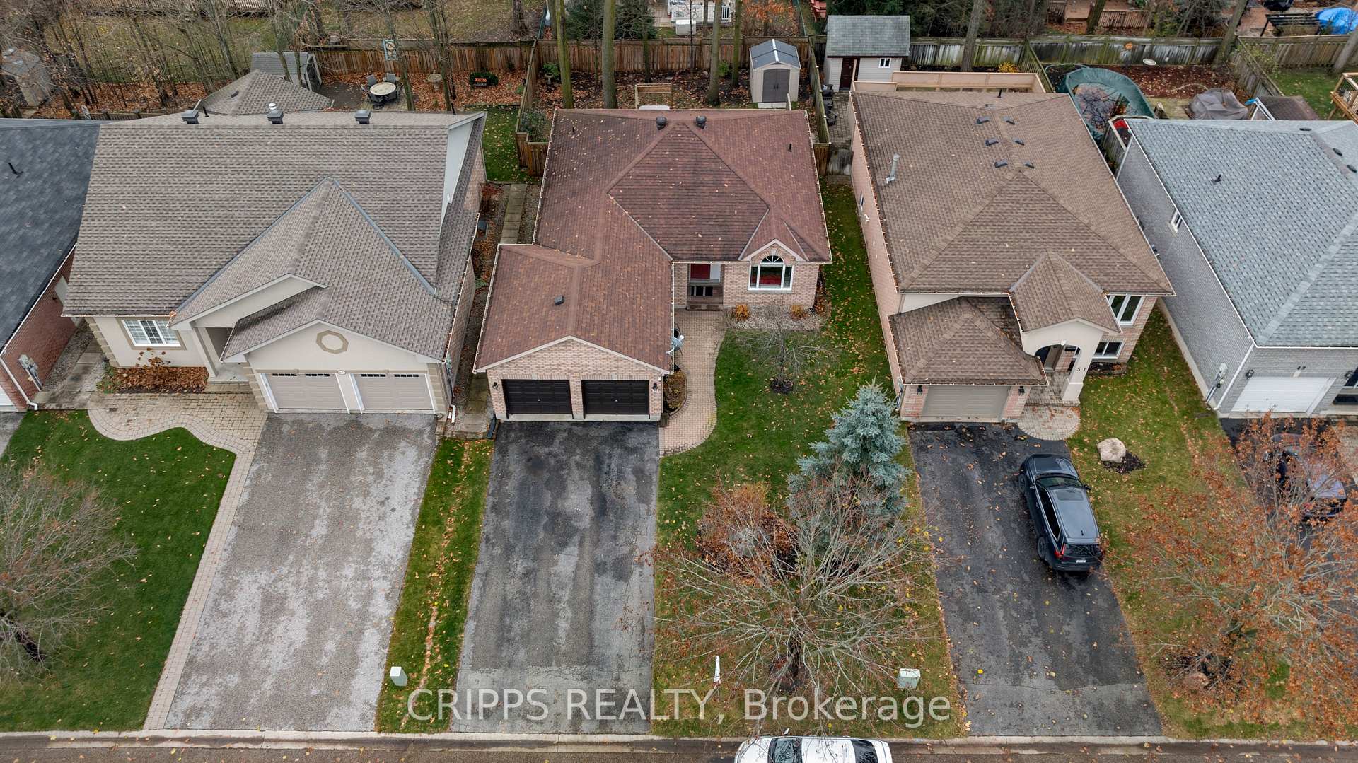 Photo 23 of 53 Monique Crescent, Barrie, East Bayfield — HOMEH