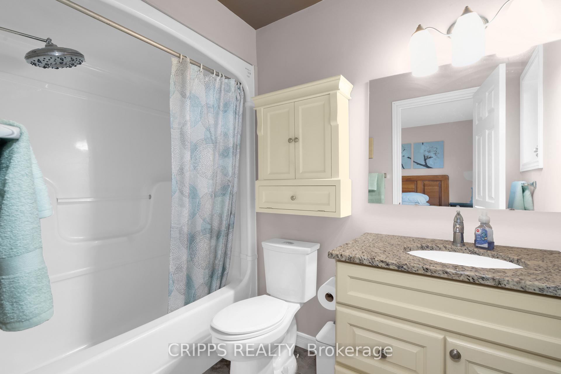 Photo 26 of 53 Monique Crescent, Barrie, East Bayfield — HOMEH