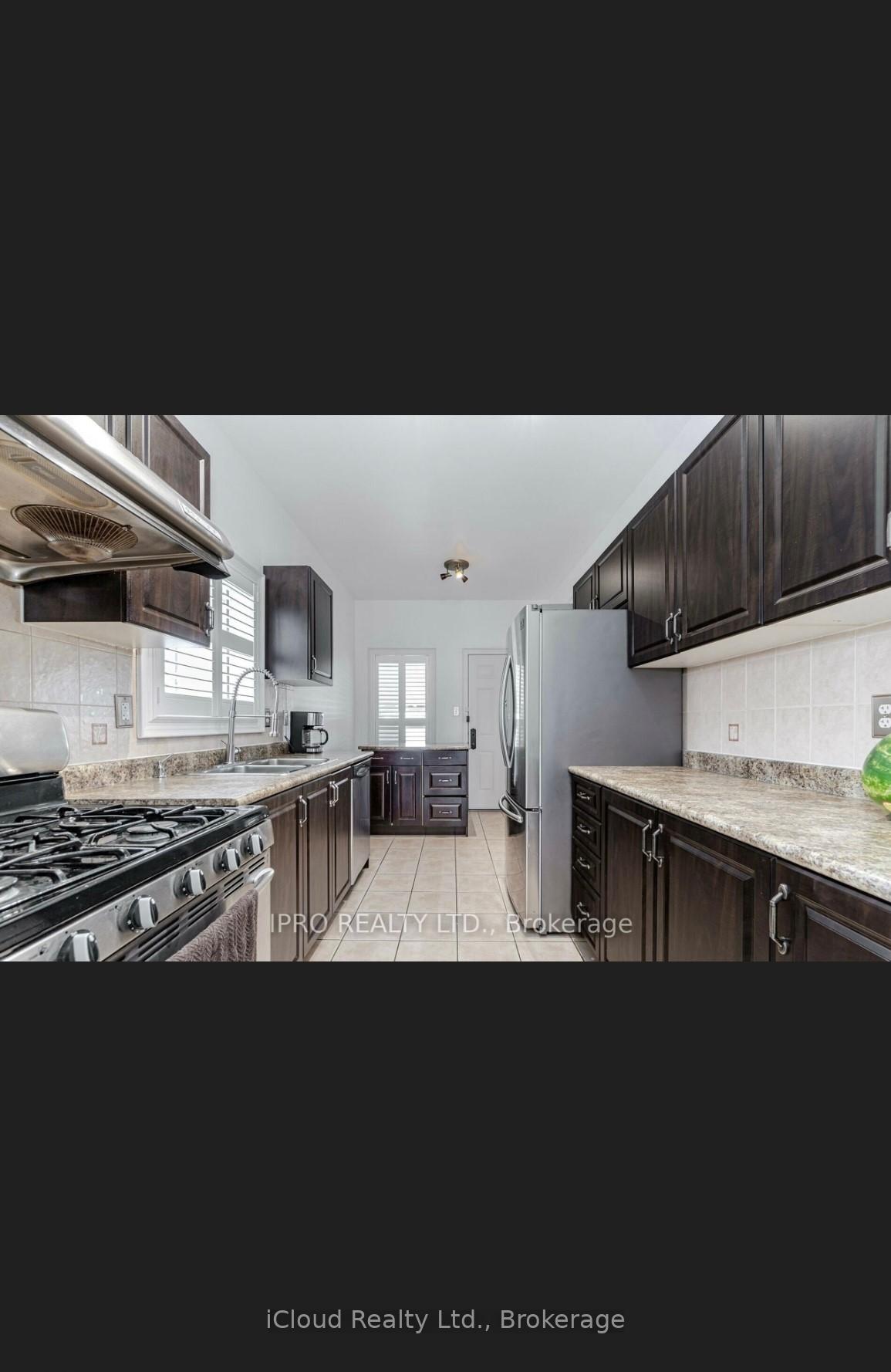 Photo 6 of 86 Kettlewell Crescent, Brampton, Sandringham-Wellington — HOMEH