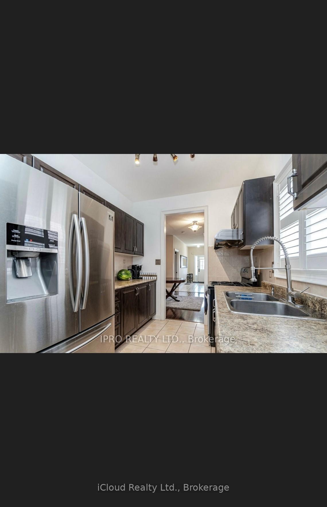 Photo 7 of 86 Kettlewell Crescent, Brampton, Sandringham-Wellington — HOMEH