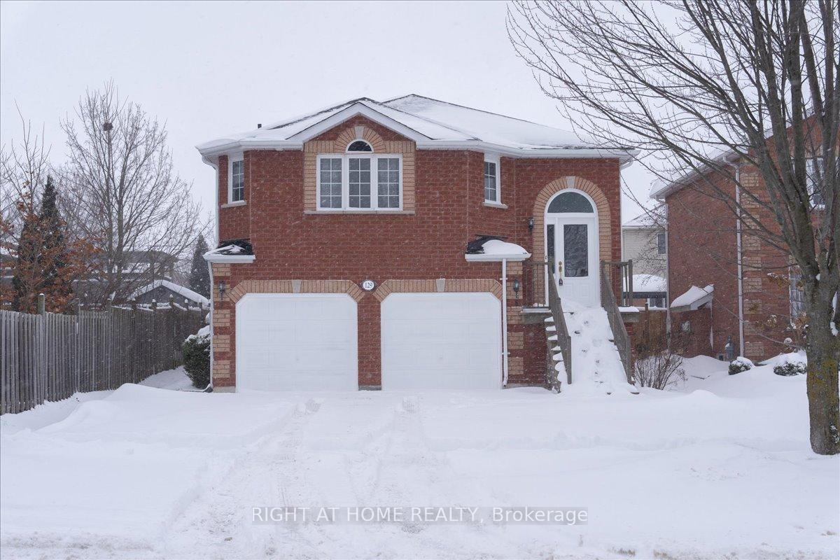 Photo 1 of 129 Country Lane, Barrie, Painswick South — HOMEH