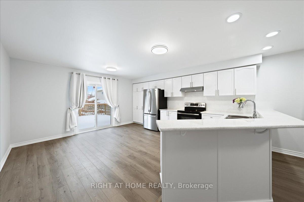 Photo 8 of 129 Country Lane, Barrie, Painswick South — HOMEH