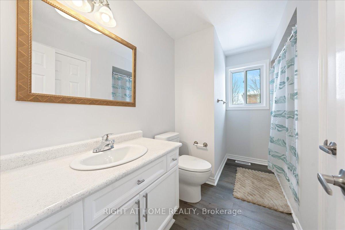 Photo 15 of 129 Country Lane, Barrie, Painswick South — HOMEH