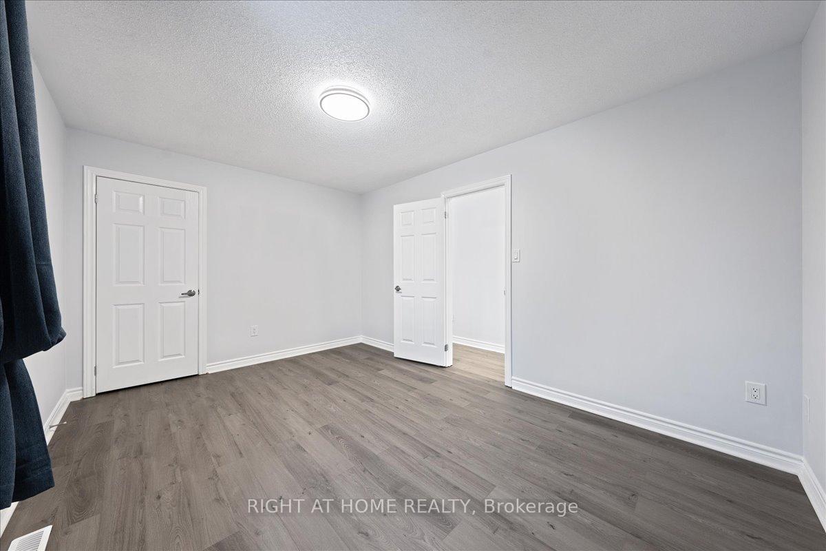 Photo 18 of 129 Country Lane, Barrie, Painswick South — HOMEH