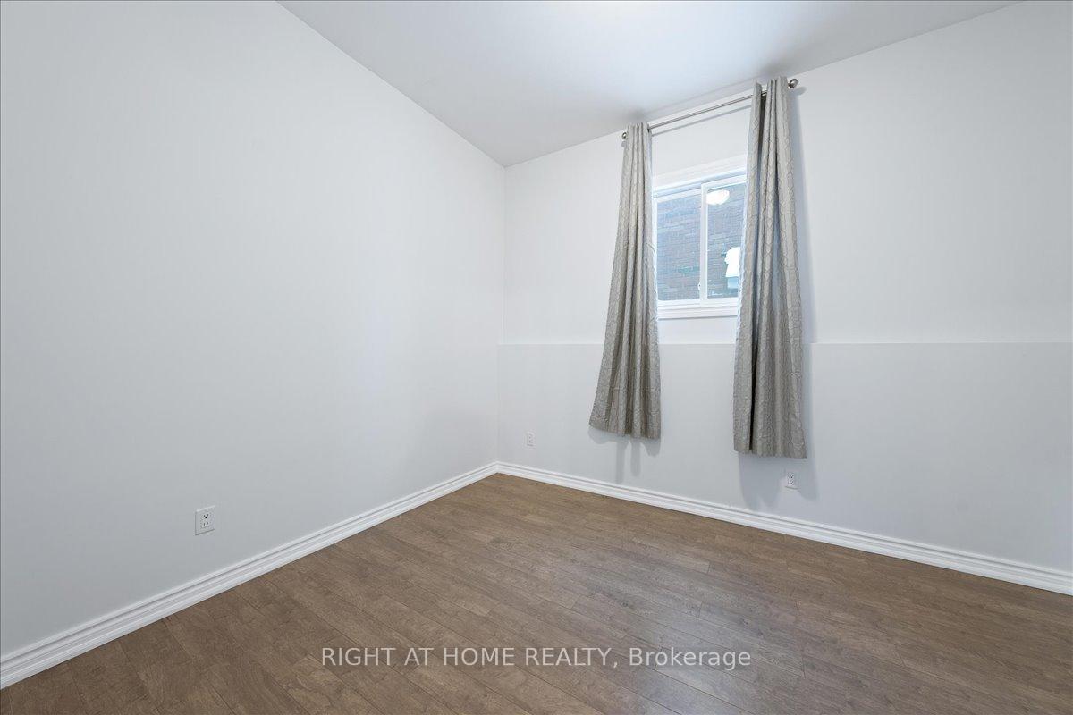 Photo 31 of 129 Country Lane, Barrie, Painswick South — HOMEH