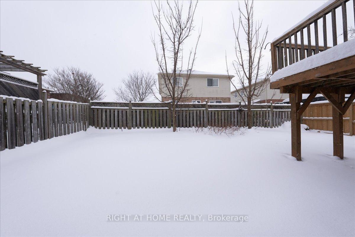 Photo 38 of 129 Country Lane, Barrie, Painswick South — HOMEH