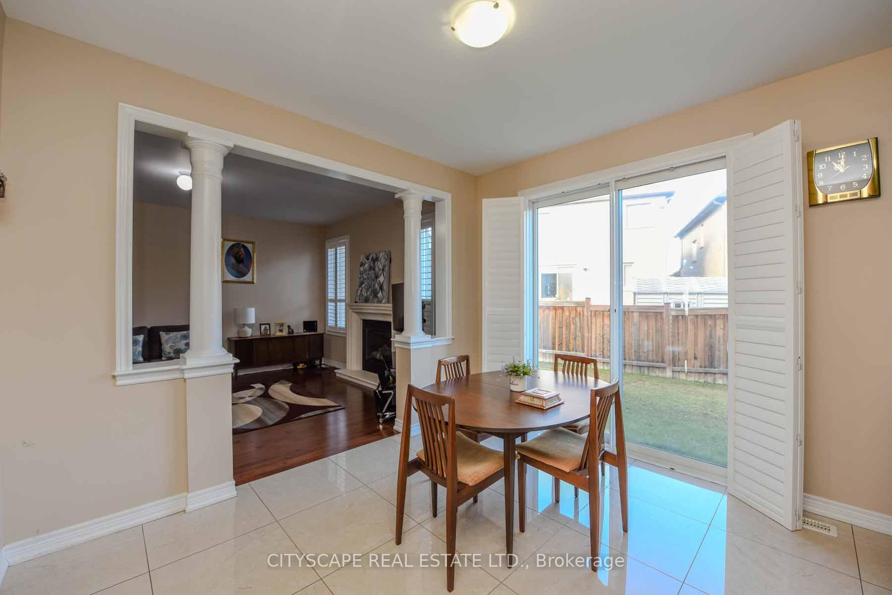 Photo 9 of 12 Wellpark Way, Brampton, Bram East — HOMEH