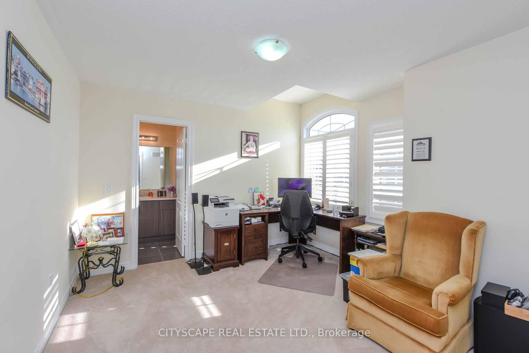 Photo 17 of 12 Wellpark Way, Brampton, Bram East — HOMEH