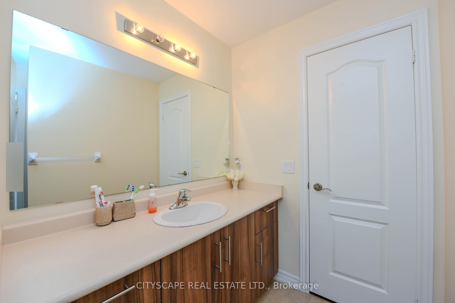 Photo 25 of 12 Wellpark Way, Brampton, Bram East — HOMEH