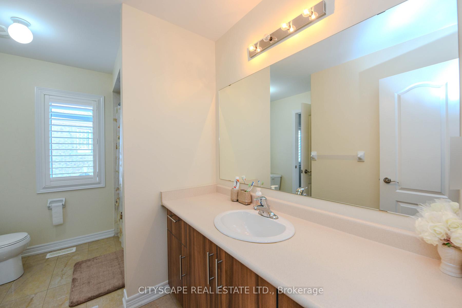 Photo 26 of 12 Wellpark Way, Brampton, Bram East — HOMEH
