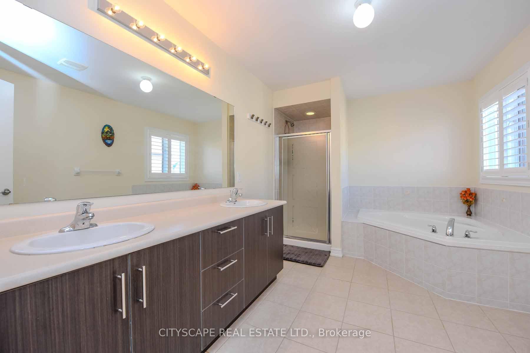 Photo 35 of 12 Wellpark Way, Brampton, Bram East — HOMEH
