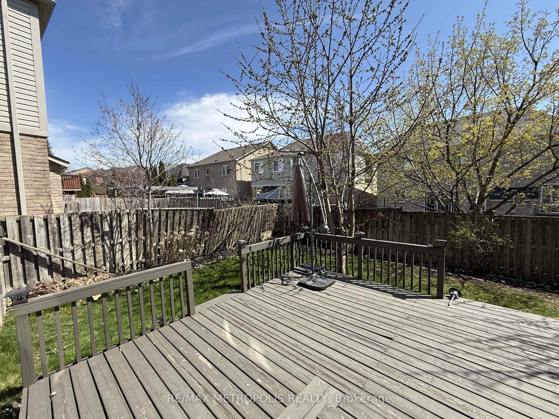 Photo 18 of Unit MAIN, 72 Loughlin Hill Crescent, Ajax, Central East — HOMEH
