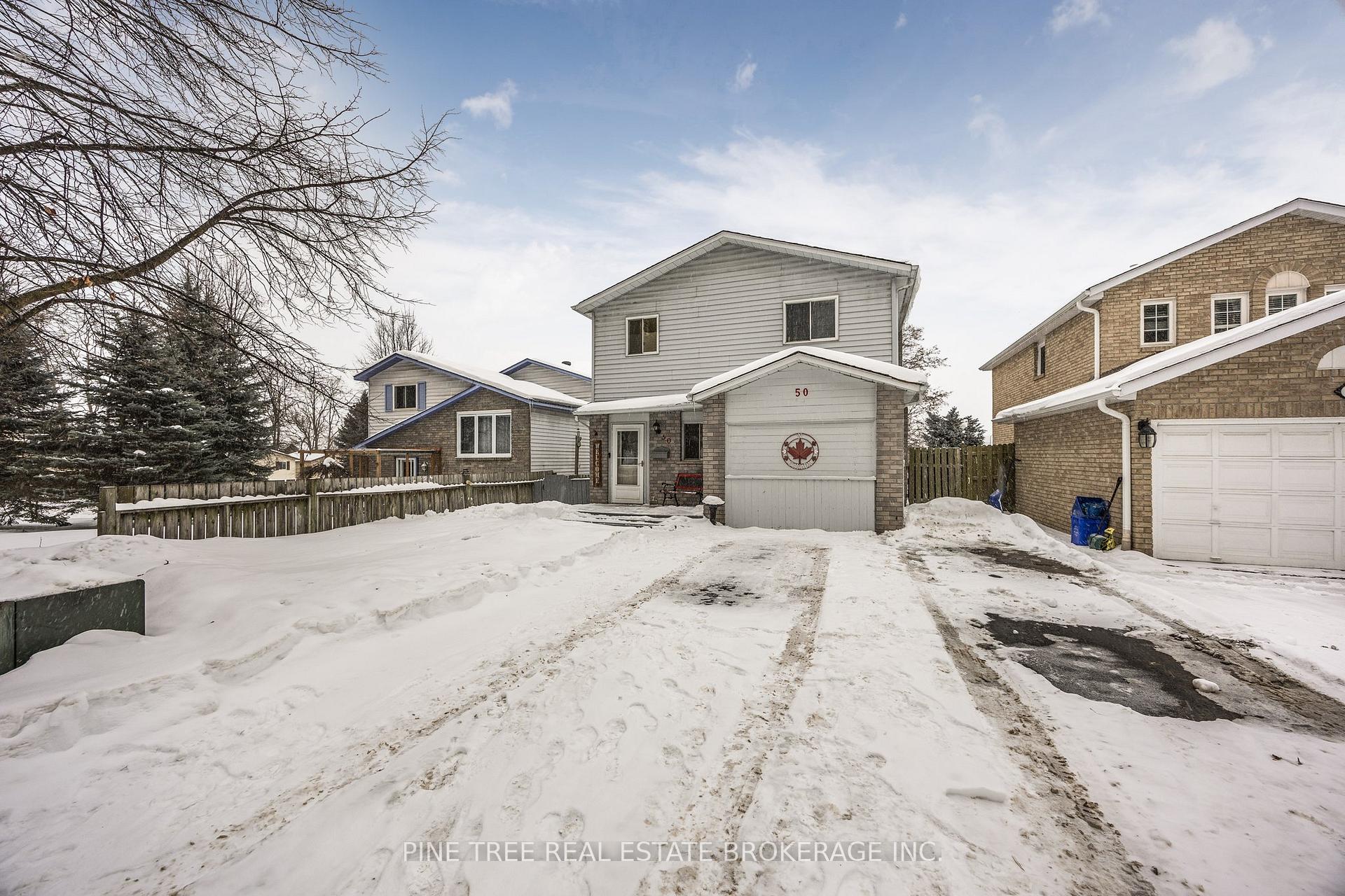 Photo 3 of 50 Melinda Crescent, Barrie, Allandale — HOMEH